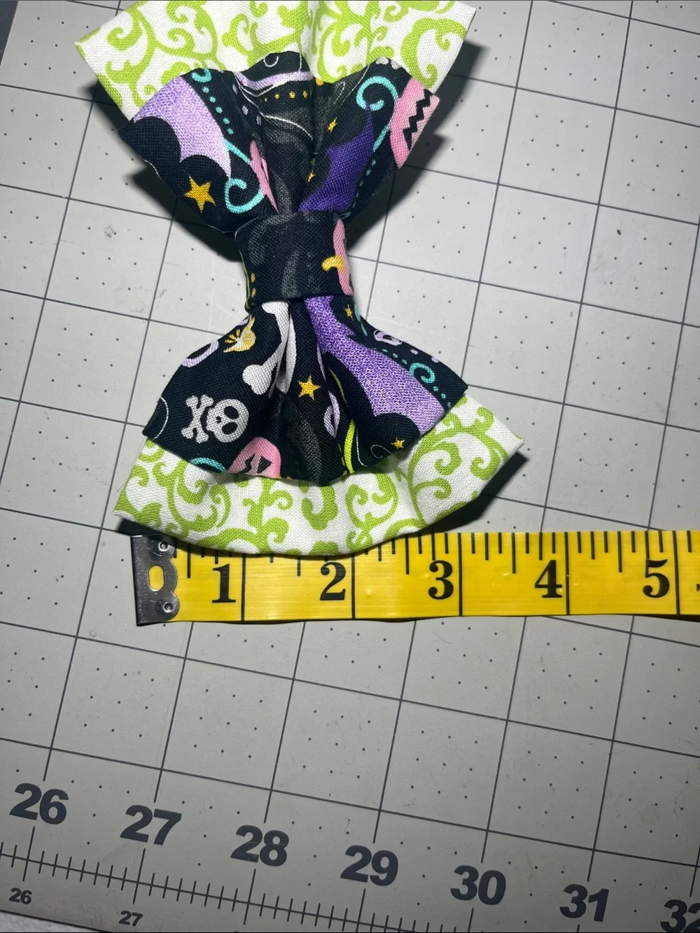 Kids Black & Green Patterned Fabric Hair Bow